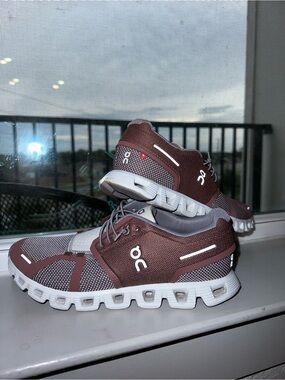 On Running Men's Sneakers in Brown and Gray